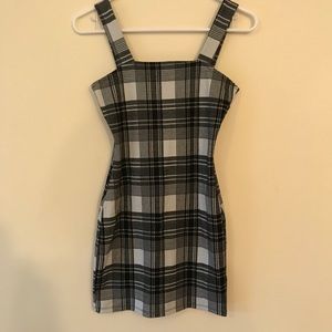 H&M Divided checked short jersey dress